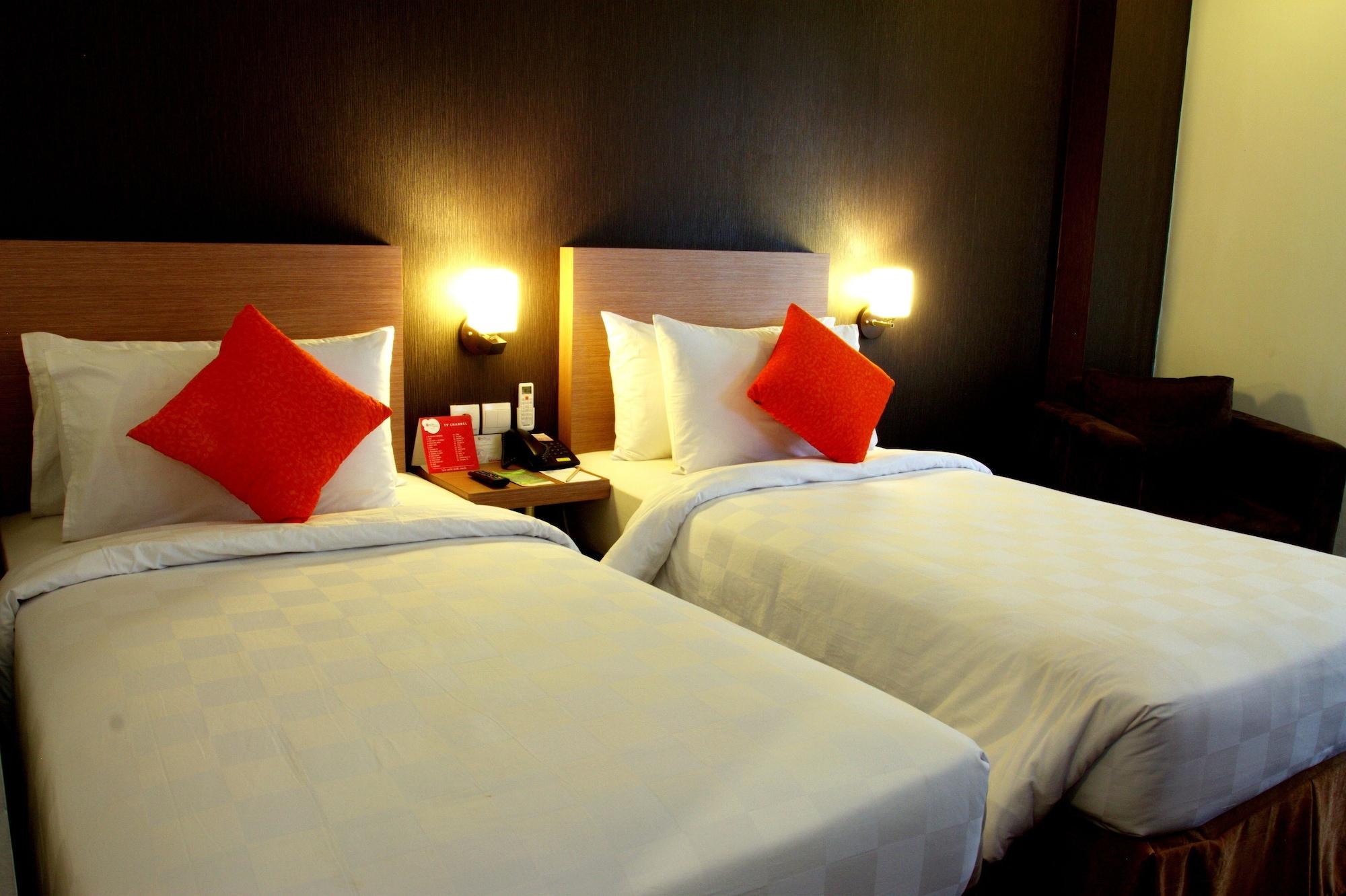 @Hom Premiere Cilacap Exterior foto